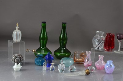 Lot 328 - A collection of coloured glassware