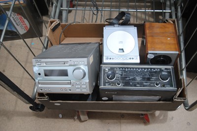 Lot 451 - Variety of HI Fi Items