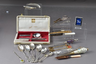 Lot 459 - A selection of silver and silver-plated cutlery and letter openers. Some in base metal.