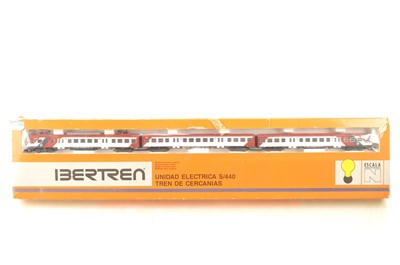 Lot 18 - Ibertren N Gauge Spanish Three Car Commuter Train