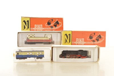 Lot 22 - Continental N Gauge and H0e Locomotives