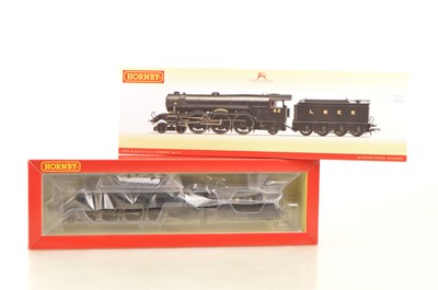 Lot 113 - Hornby 00 Gauge R30087 LNER black Class A3 2-6-2 No 45 'Lemberg' Locomotive and Tender