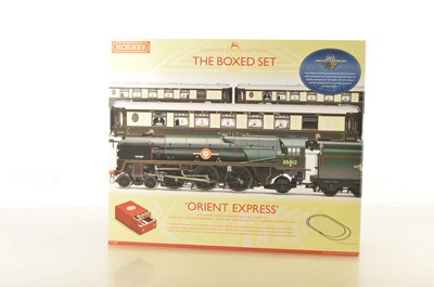 Lot 122 - Hornby 00 Gauge R1038 'Orient Express' Boxed Set