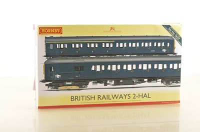 Lot 143 - Hornby 00 Gauge R3341A BR blue 2-Hal 2-Car EMU 2623  Train Pack