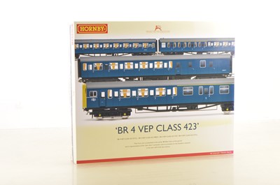 Lot 144 - Hornby 00 Gauge R2946 BR blue 4 VEP Class 423 4- Car Train Pack