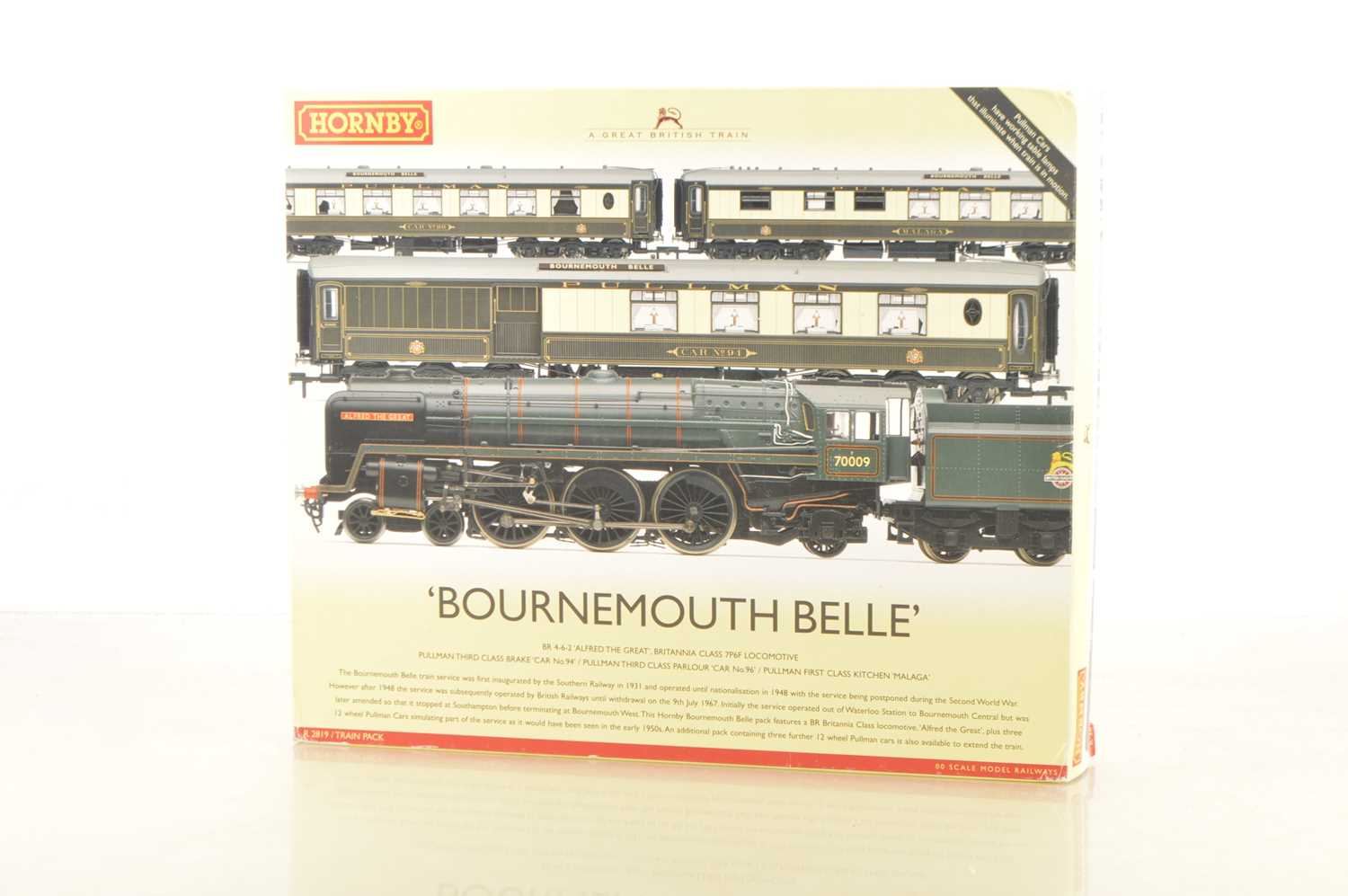 Lot 149 - Hornby 00 Gauge R2819 Bournemouth Belle Train Pack