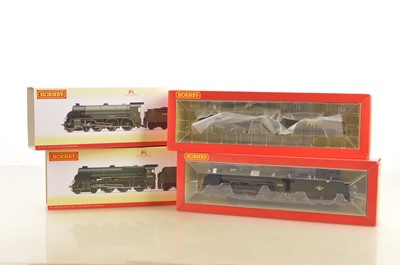 Lot 169 - Two Hornby 00 Gauge BR and SR green Locomotives and Tenders one with Sound