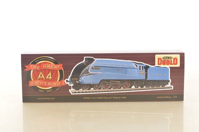 Lot 190 - Hornby (China) Hornby-Dublo NRM 00 Gauge The Great Gathering R30261 LNER blue Class A4 4468 'Mallard Locomotive and Tender