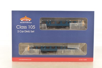 Lot 234 - Bachmann 00 Gauge 31-325 BR blue Class 105 DMU 2-Car Pack