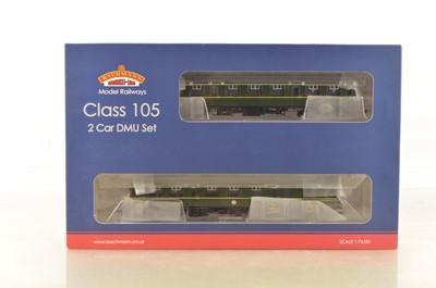 Lot 236 - Bachmann 00 Gauge 31-327 BR green half yellow ends Class 105 DMU 2-Car Pack