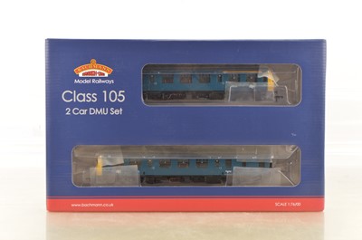 Lot 237 - Bachmann 00 Gauge 31-535 BR blue Class 105 DMU 2-Car Pack