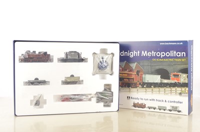 Lot 239 - Bachmann 00 Gauge 33-076 Midnight Metropolitan Train Set