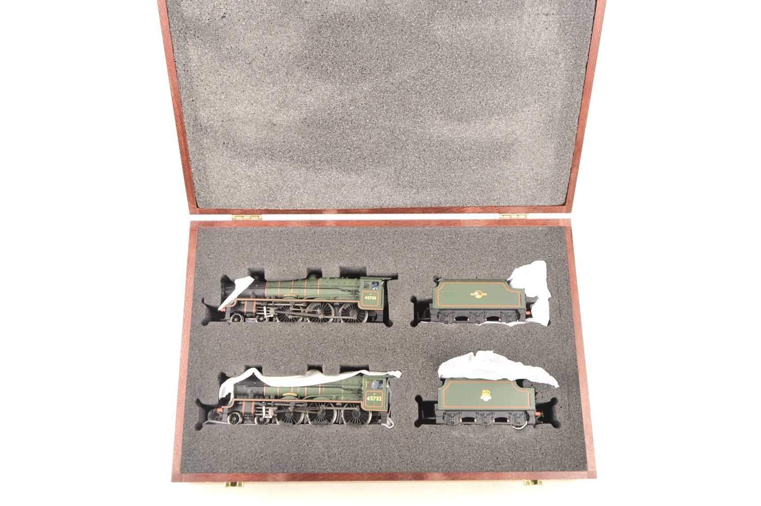Lot 244 - Bachmann for Trafford Model Centre 31-150Z