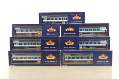 Lot 320 - Bachmann boxed 00 Gauge BR Network SouthEast Mk1 blue and white with red stripe Corridor coaches (7)