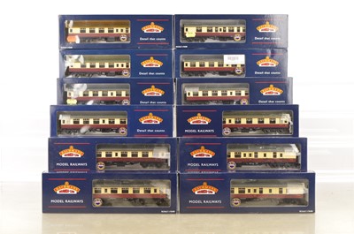 Lot 326 - Bachmann boxed 00 Gauge BR  MK1crimson and cream Corridor Coaches (12)