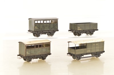 Lot 429 - Hornby-Dublo 00 Gauge pre-war GWR grey goods wagons (4)