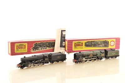 Lot 435 - Hornby-Dublo 00 Gauge 2-Rail Locomotives and Tender