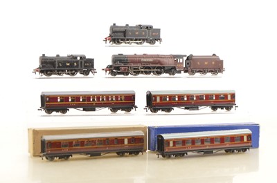 Lot 443 - Hornby-Dublo 00 Gauge 3-Rail LMS maroon Duchess of Atholl Locomotive and Tender and pair of LMS black 0-6-2T Tank Engines and LMS maroon Coaches (8, incl Tender)