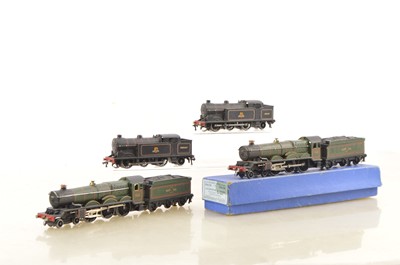 Lot 447 - Hornby-Dublo 00 Gauge 3-Rail BR green Castle Locomotives and black 0-6-2T Tank Locomotives (4)