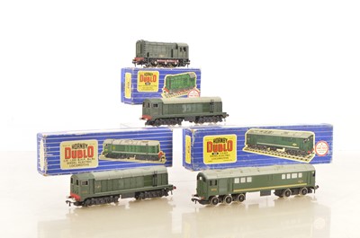 Lot 453 - Hornby-Dublo 00 Gauge 3-Rail BR green Diesel Locomotives (4)