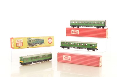 Lot 470 - Hornby-Dublo 00 Gauge 2-Rail BR SR green 3-Car EMU (3)