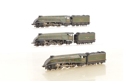 Lot 477 - Hornby-Dublo 00 Gauge 2-Rail unboxed BR green Class A4 Locomotives and Tenders (6 incl tenders)