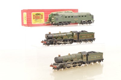 Lot 497 - Hornby-Dublo 00 Gauge 2-Rail 2232 BR green Co-Co Diesel-Electric Locomotive and two converted EM Gauge 3-Rail Bristol Castle Locomotives  to 2-Rail (3)