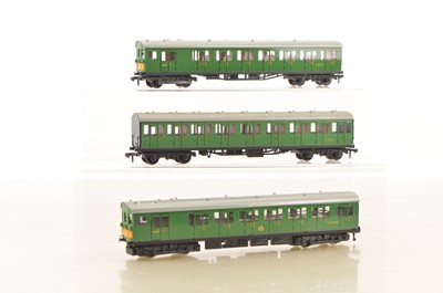 Lot 511 - Hornby-Dublo 00 Gauge unboxed 2-Rail BR SR green 3-Car EMU (3)