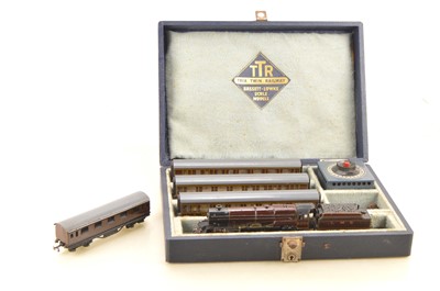 Lot 524 - Trix 00 gauge Pre-War LMS Princess Presentation Set and spare post war coach (2)