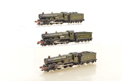 Lot 531 - Heavily modified Wrenn 00 gauge Castle class Locomotives and tenders repainted GWR gloss green (3)