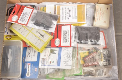 Lot 580 - Various makers 00 Gauge mainly GWR  unmade mainly plastic rolling stock and Accessory kits (20)