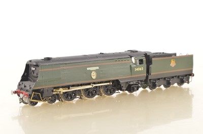 Lot 590 - Millholme Models 00 Gauge kitbuilt BR green Battle of Britain Class 34065 'Hurricane' Locomotive and Tender