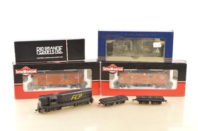 Lot 631 - American Outline HO Gauge Kitbuilt Diesel Locomotive and Freight Stock (6)