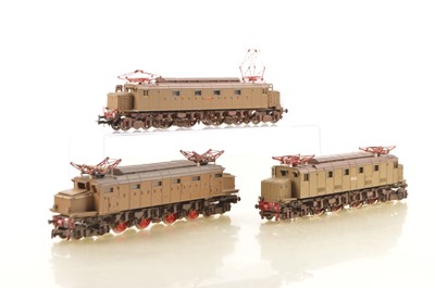 Lot 740 - Rivarossi Italian HO Gauge Electric Locomotives and Model