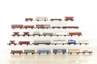 Lot 812 - Marklin HO Gauge Continental Freight Stock (27)