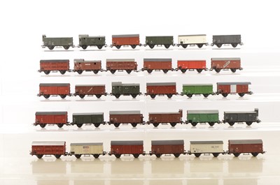 Lot 813 - Piko Continental Freight Stock (34)