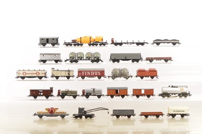 Lot 818 - Continental HO Gauge Freight Stock (35)