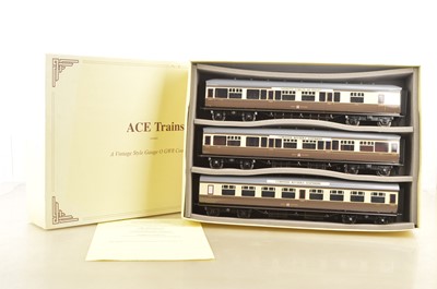 Lot 855 - Ace Trains 0 Gauge Modern issue C/12 Set B GWR Passenger coaches