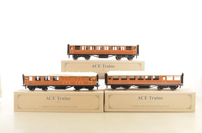 Lot 858 - Ace Trains 0 Gauge Modern issue C/4 trio of LNER Passnger coaches