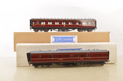 Lot 979 - GM Coaches Kitbuilt 0 Gauge Finescale pair of LMS Passenger coaches (2)