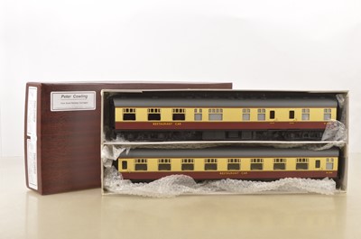 Lot 1003 - Peter Cowling 0 Gauge Finescale 0 Gauge pair of BR Mk1 Western region Crimson & Cream Restaurant Cars (2)