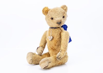 Lot 6 - A 1930s German teddy bear