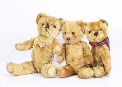 Lot 45 - Three late Alpha Farnell teddy bears