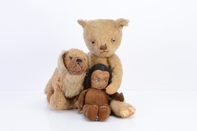 Lot 81 - A 1930s British teddy bear