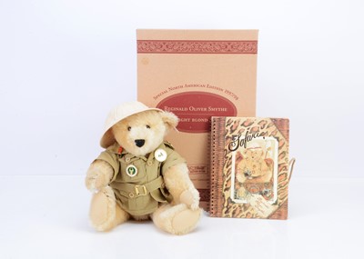 Lot 126 - A Steiff limited edition Reginald Oliver Smythe "Reggie" teddy bear