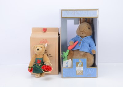 Lot 127 - A Steiff limited edition The Gardening Bear