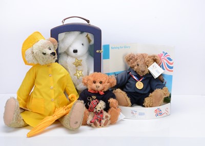 Lot 169 - Various teddy bears