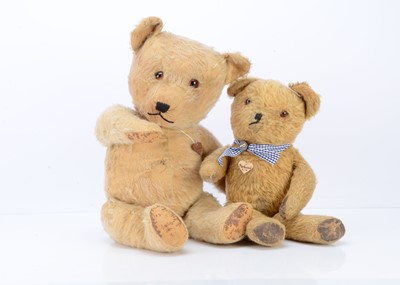 Lot 196 - A 1940s Chiltern teddy bear