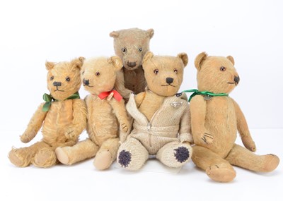 Lot 198 - Five Chiltern style teddy bears