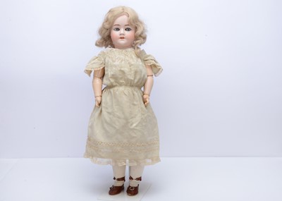 Lot 242 - A Schoenau & Hoffmeister 5500 child doll